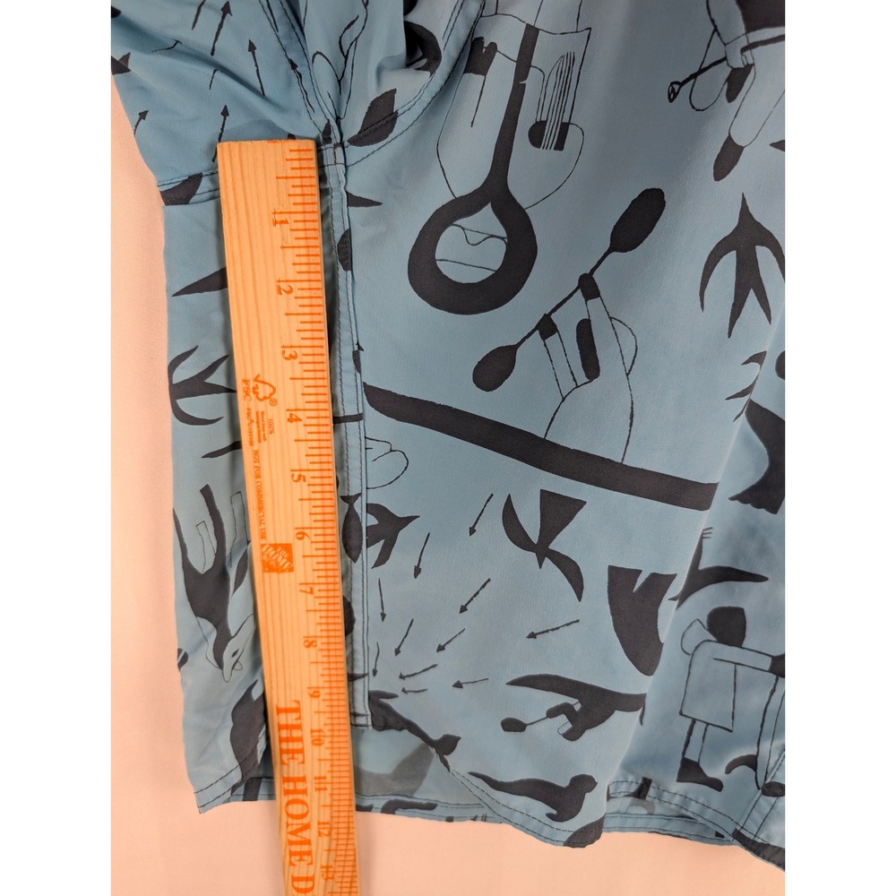 Patagonia Wavefarer Board Shorts Mens 36 Blue Graphic Print Hunter Animal - Picture 4 of 8